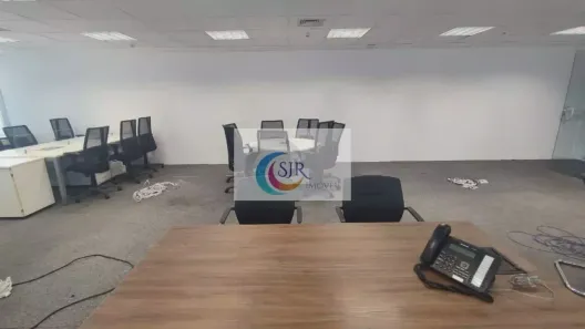 Sala Comercial para alugar, 126m² no Moema, São Paulo