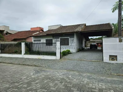 Casa com 1 Quarto à venda, 120m² no Escolinha, Guaramirim