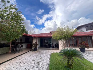 Casa de Condomínio com 3 Quartos para alugar, 300m² no Coqueiro, Ananindeua