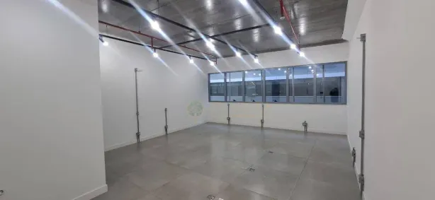 Sala Comercial para alugar, 45m² no Saco Grande, Florianópolis