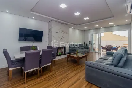 Sobrado com 4 Quartos à venda, 220m² no Guarujá, Porto Alegre