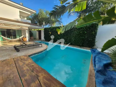 Sobrado com 5 Quartos à venda, 490m² no Morada da Colina, Uberlândia