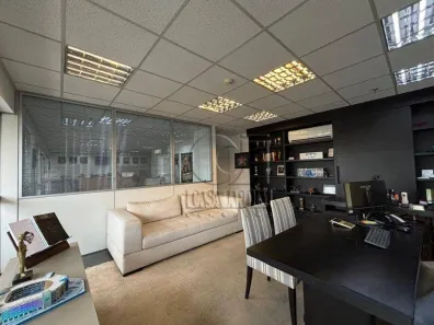 Sala Comercial para alugar, 271m² no Dezoito do Forte Empresarial/Alphaville., Barueri