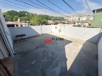 Sobrado com 3 Quartos para alugar, 100m² no Vila Liviero, São Paulo