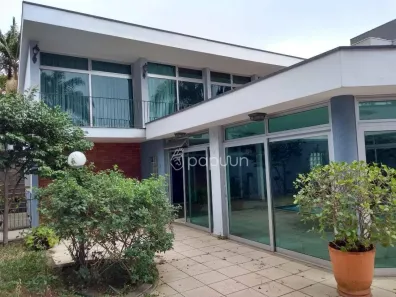 Casa com 3 Quartos à venda, 740m² no Jardim Cordeiro, São Paulo