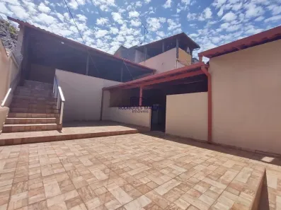 Casa com 3 Quartos à venda, 318m² no Cachoeirinha, Belo Horizonte