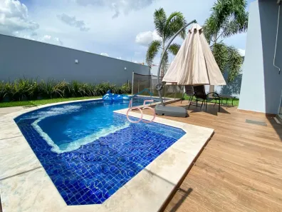 Sobrado com 3 Quartos à venda, 223m² no Ribeirão do Lipa, Cuiabá