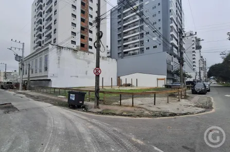 Lote/Terreno para alugar, 704m² no Pedra Branca, Palhoça