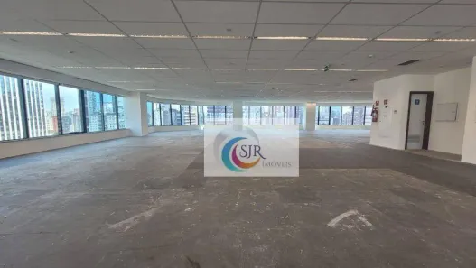 Sala Comercial para alugar, 778m² no Pinheiros, São Paulo