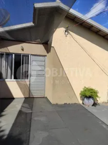 Casa com 2 Quartos à venda, 70m² no Loteamento Monte Hebron, Uberlândia