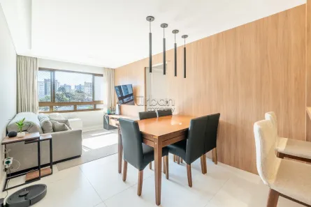 Apartamento com 2 Quartos à venda, 63m² no Jardim do Salso, Porto Alegre