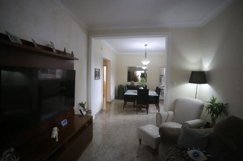 Casa com 5 quartos — Barroca, Belo Horizonte