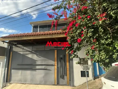Sobrado com 2 Quartos à venda, 150m² no Jardim Santa Júlia, São José dos Campos