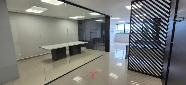Sala Comercial para alugar, 10m² no Capão Raso, Curitiba