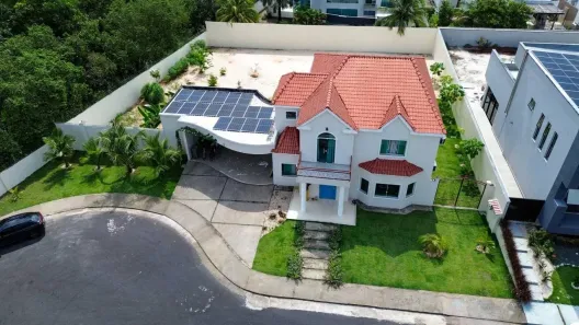 Casa de Condomínio com 5 Quartos à venda, 1300m² no Ponta Negra, Manaus