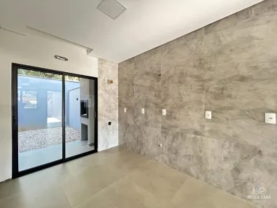 Casa com 3 Quartos à venda, 93m² no Bom Retiro, Joinville