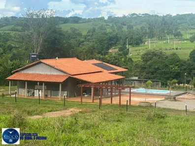 Fazenda/Sítio com 3 Quartos à venda, 1m² no Jardim Barcelona, Bela Vista de Goiás