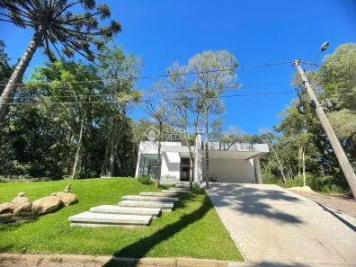 Casa de Condomínio com 3 Quartos à venda, 400m² no Mato Queimado, Gramado