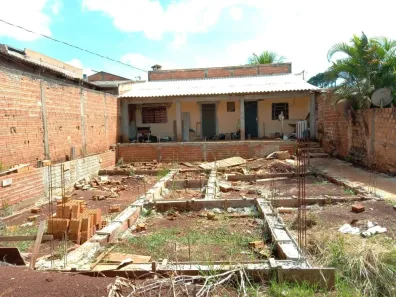 Lote/Terreno à venda, 250m² no Jardim Maria Celina, Londrina