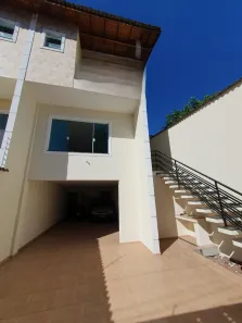 Sobrado com 3 Quartos à venda, 200m² no Jardim Virginia Bianca, São Paulo