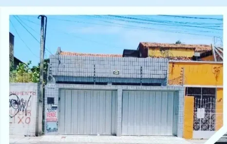 Casa com 4 Quartos à venda, 292m² no Benfica, Fortaleza
