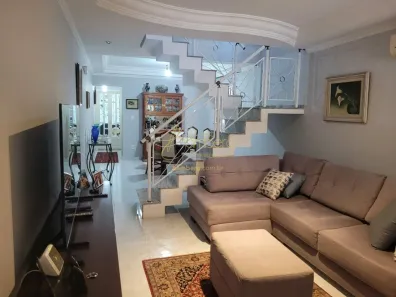 Casa com 3 Quartos à venda, 170m² no Jardim Umuarama, São Paulo