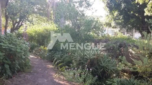 Lote/Terreno à venda, 660m² no Bom Jesus, Porto Alegre