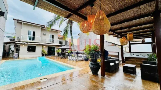 Casa com 3 Quartos à venda, 190m² no Piratininga, Niterói