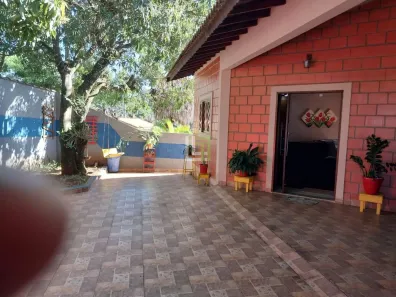 Fazenda/Sítio com 3 Quartos à venda, 225m² no Monterrey, Louveira