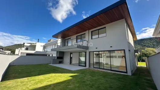 Casa com 4 Quartos à venda, 400m² no Ratones, Florianópolis