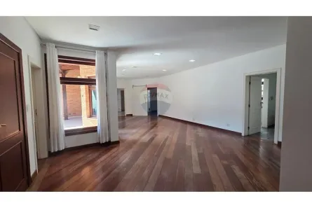 Casa de Condomínio com 3 Quartos para alugar, 280m² no Residencial Morada das Estrelas (Aldeia da Serra), Barueri