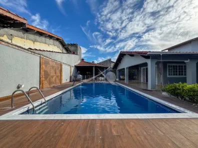 Casa com 3 Quartos à venda, 253m² no Caiçara, Praia Grande