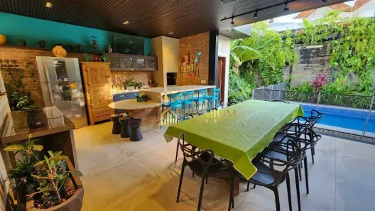 Casa de Condomínio com 4 Quartos à venda, 330m² no Jardim Aquárius, São José dos Campos