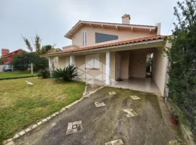 Casa com 3 Quartos à venda, 133m² no , Imbé