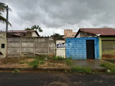 Lote/Terreno à venda, 250m² no Granada, Uberlândia