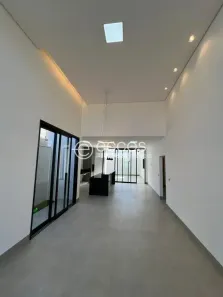 Casa de Condomínio com 3 Quartos à venda, 151m² no Grand Ville, Uberlândia