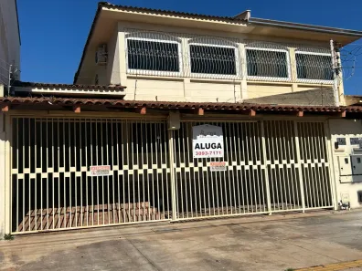 Sobrado com 5 Quartos para alugar, 300m² no Santa Genoveva, Goiânia