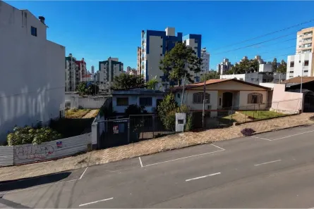 Imóvel Comercial com 3 Quartos à venda, 205m² no Centro, Passo Fundo
