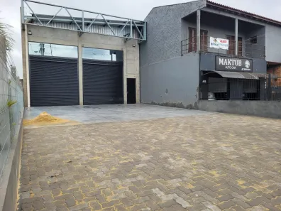 Ponto Comercial com 2 Quartos para alugar, 400m² no Restinga, Porto Alegre