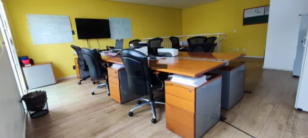 Sala Comercial à venda, 129m² no Vila Hamburguesa, São Paulo