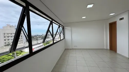 Sala Comercial para alugar, 46m² no Jardim Londrilar, Londrina