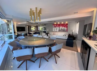 Apartamento com 3 Quartos à venda, 250m² no Casa Forte, Recife