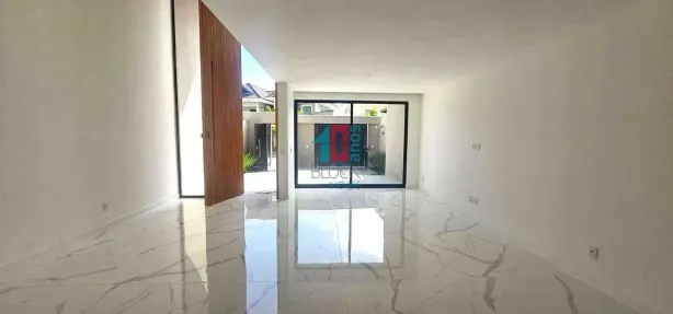 Casa de Condomínio com 5 Quartos à venda, 437m² no Recreio dos Bandeirantes, Rio de Janeiro