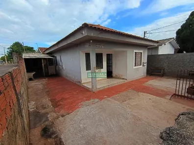 Casa com 3 Quartos para alugar, 79m² no Paiçandu, Paiçandu