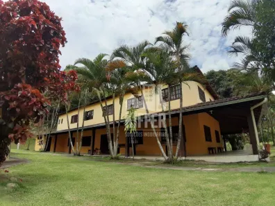 Fazenda/Sítio com 4 Quartos à venda, 1200m² no Papucaia, Cachoeiras de Macacu