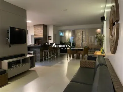 Casa com 3 Quartos à venda, 342m² no Morada da Colina, Uberlândia