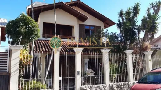 Casa com 5 Quartos para alugar, 420m² no Balneário, Florianópolis