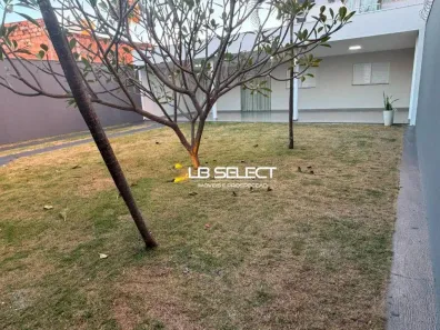 Casa com 3 Quartos à venda, 130m² no Novo Mundo, Uberlândia