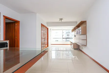 Apartamento com 3 Quartos para alugar, 121m² no Petrópolis, Porto Alegre