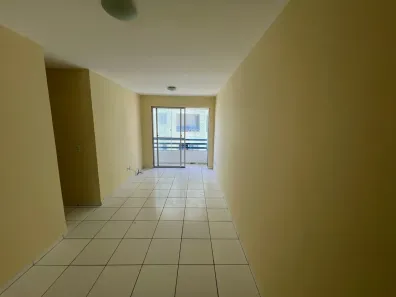 Apartamento com 3 Quartos para alugar, 65m² no São Jorge, Maceió